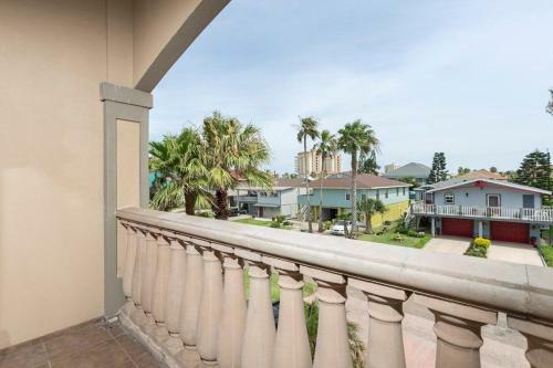 Casa Picasso Mediterranean Style Villa