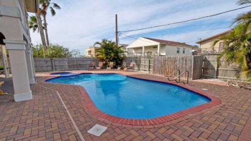 Adventura House Home