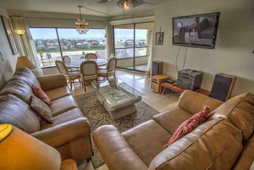 Apartamento Landfall Towers 71 Condominium Condo