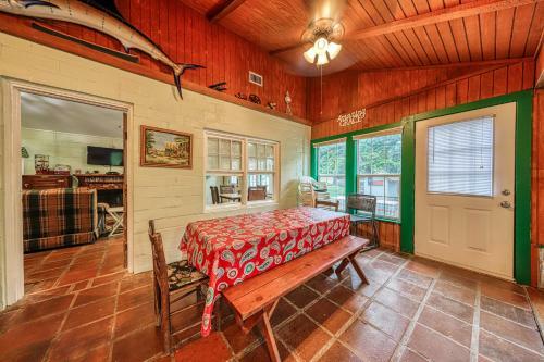 Austin Cottage On Cypress Creek
