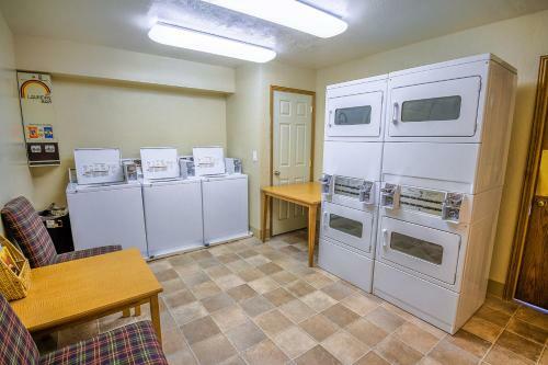 Apartamento Condo 106 Wifi Community Pool Jacuzzi Lounge Fireplace Laundry