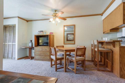 Apartamento Condo 106 Wifi Community Pool Jacuzzi Lounge Fireplace Laundry