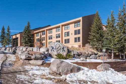 Apartamento Condo 132 Wifi Community Pool Jacuzzi Lounge Fireplace Laundry