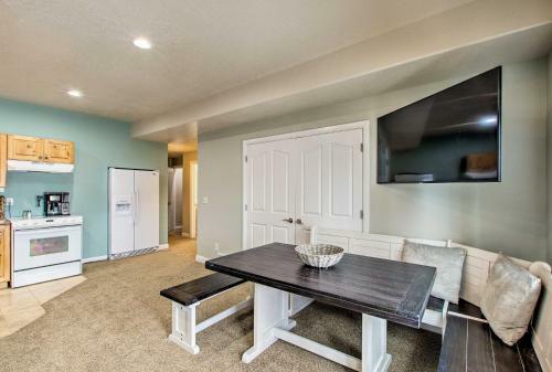 Lakeside Resort Condo Less Than 9 Mi To Snowbasin!