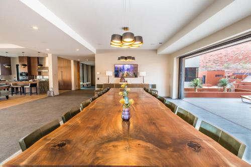 Villa Padre Canyon Residences - Double Masters And King Suite With Pool
