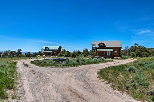 Pet-friendly Moab Cabin With Mtn Views And Bbq!