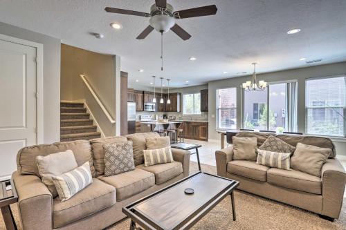 Luxury Downtown Moab Townhome With Pool Access!