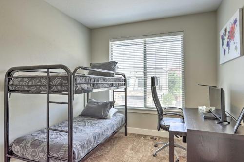 Luxury Downtown Moab Townhome With Pool Access!