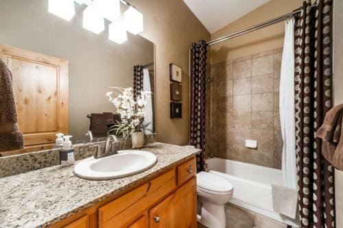 Ski Haven Elegant Spacious Townhome W Private Hot Tub