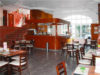 Hotel Faja De Oro