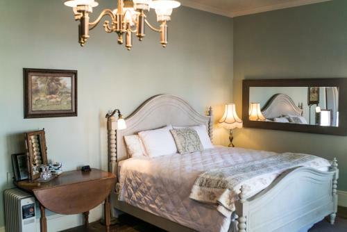 The Mulberry Inn -an Historic Bed And Breakfast