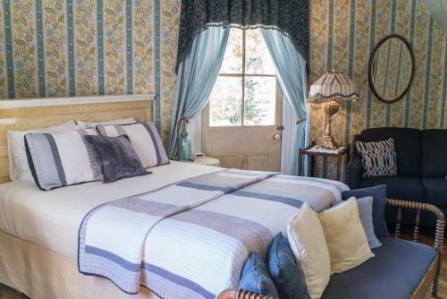 The Mulberry Inn -an Historic Bed And Breakfast