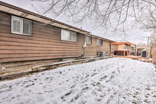 Apartamento Updated Ranch Apt With Deck - 9 Mi To Downtown