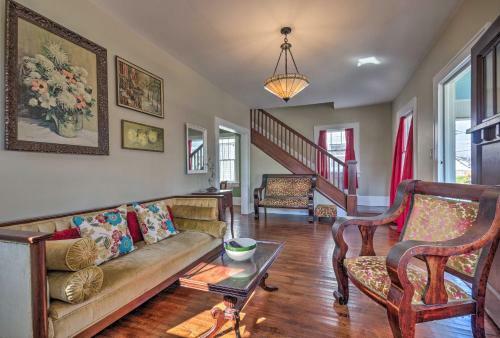 Historic Home 8 Mi To Bristol Motor Speedway