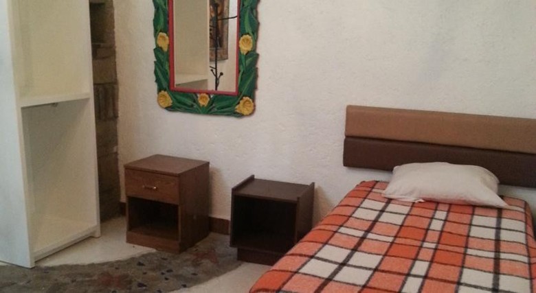 Hostal Suites Bosques Medica Sur