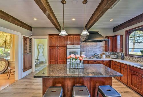 Port Angeles Colonial Home With Waterfront Views!