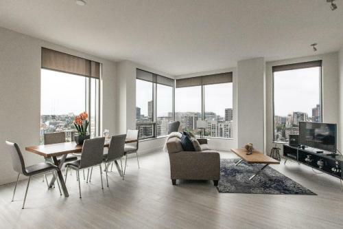 Pike And Pine Apartments
