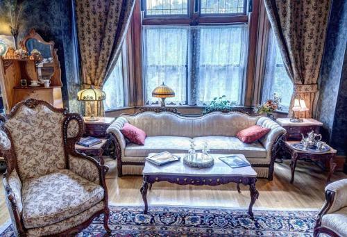 Brumder Mansion B&B