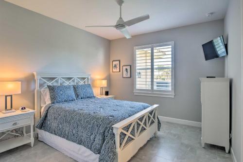 Canalfront Home - Walk 2 Blocks To Tigertail Beach