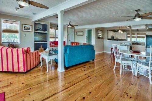 Memories On 30a - First Tier Beach House With Heated Pool!!!
