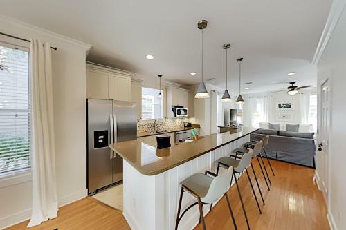Seacrest Beach Retreat - Luxe Pool - Walk To Beach Home