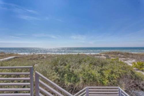 The House On The Blue Shore By Pristine Properties