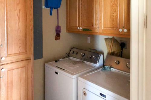 Cape San Blas Home With Private Boardwalk To Beach!