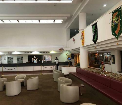 Hotel Cristina Suites