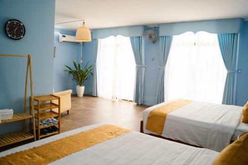 Hotel Luxhome - Vinhome Apartments