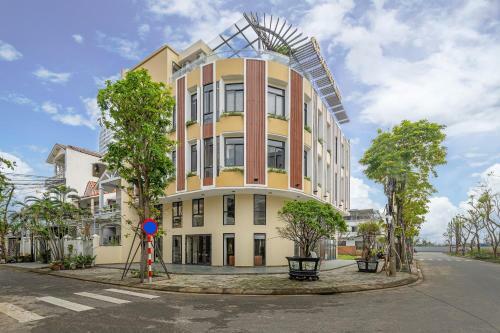 Ch Hotel & Apartment