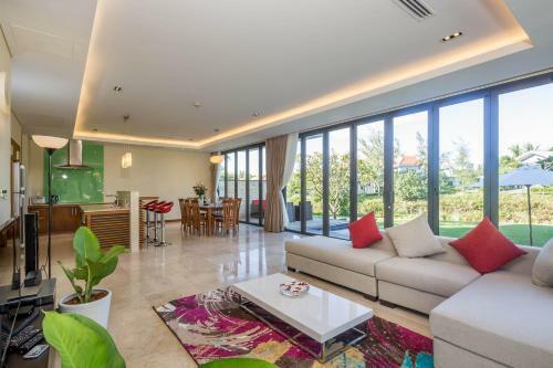 Wonderful Coastal Villa