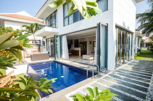 Wonderful Coastal Villa