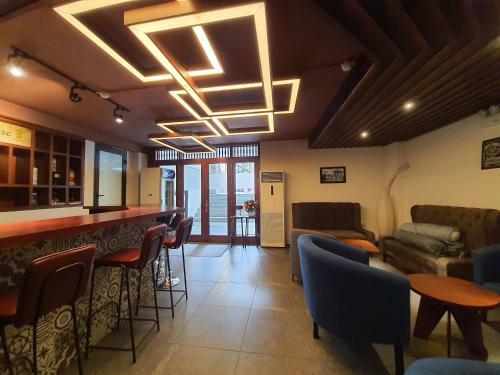 Hotel Reiwa Inn Apartment