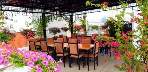 Aparthotel Newsky Serviced Apartment