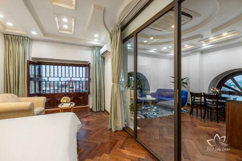 Aparthotel The Lakeside - West Lake Lotus Apartment