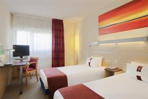 Hotel Express By Holiday Inn Grenoble - Bernin
