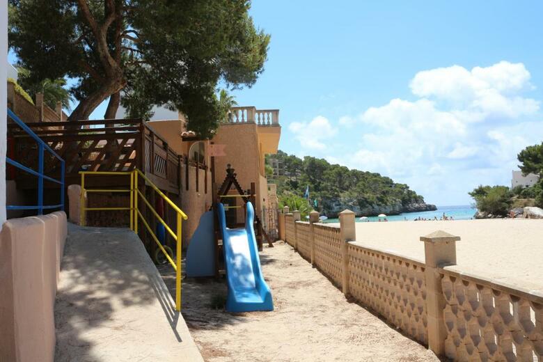 Hotel Apartamentos Cala Santanyi
