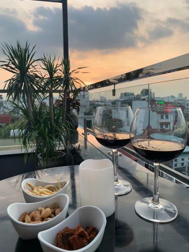 Hanoi Horse Hotel