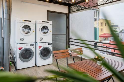 Apartamento Sazi Kim Ma Thuong Building