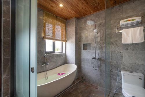 Hostal Maison Vui Homestay