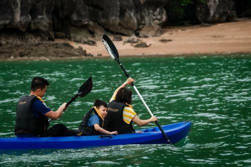 Sena Cruises - Wonder On Lan Ha Bay