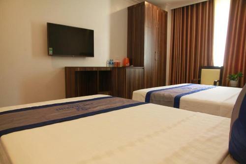 Kh�ch S?n H?i Qu�n - The Marine Hotel