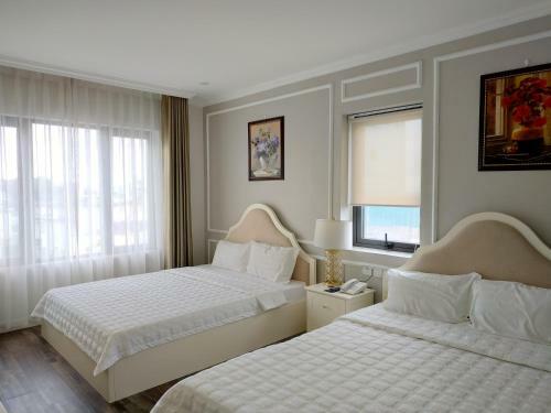 Kh�ch S?n Ng?c Lan H? Long Hotel