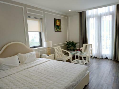Kh�ch S?n Ng?c Lan H? Long Hotel