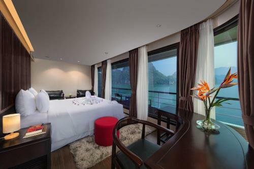 Scarlet Pearl Cruises