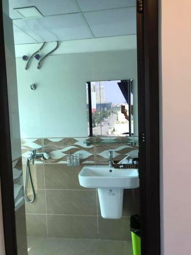 Hotel Kh�ch S?n Ph??ng Anh