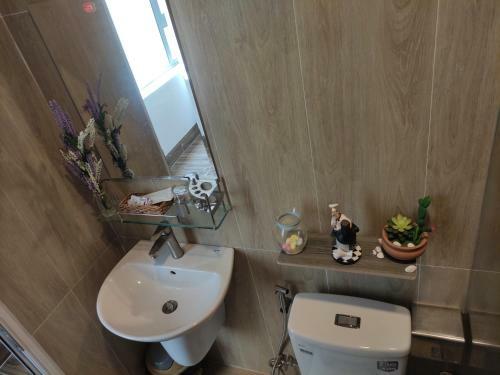 Th�nh T�nh Hotel Ph� Y�n