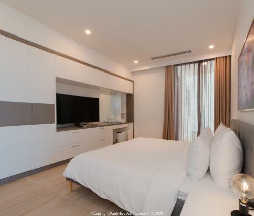 The Bridge Luxury Villa Nha Trang