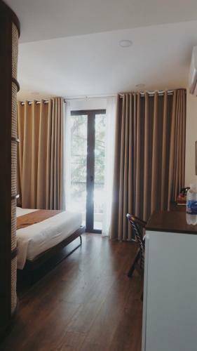 Hostal Emmie Nha Trang Hotel