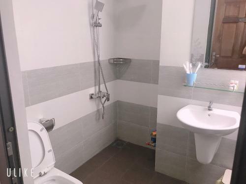 Hostal Anh Chi?n Hotel